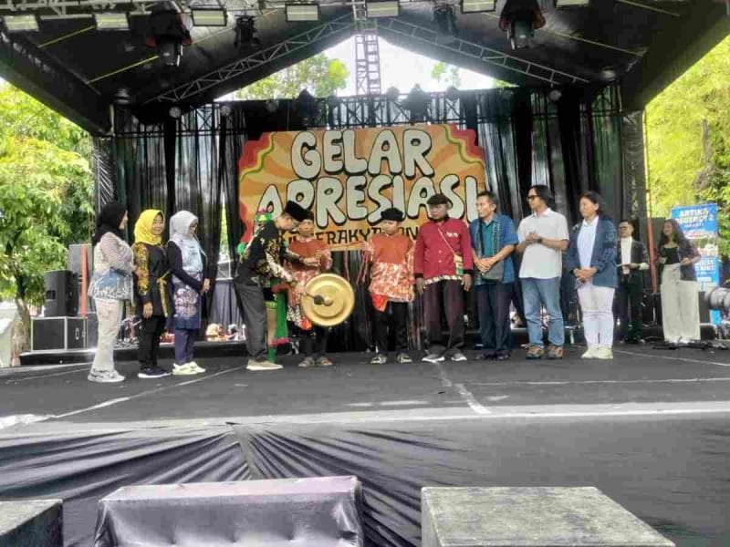 Pembukaan kegiatan Gelar Apresiasi Seni DPRD Purworejo 2025.
