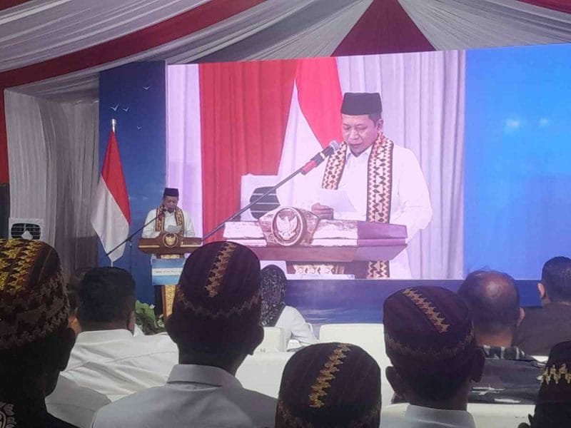 Peresmian Stasiun Pengisian Bahan Bakar Nelayan (SPBUN) di kawasan Kampung Nelayan Merah Putih, Desa Margasari, Kecamatan Labuhan Maringgai, Kabupaten Lampung Timur.