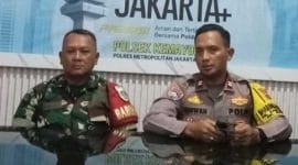 Petugas gabungan TNI dan Polri yang bertugas di Kelurahan Kampung Rawa, Johar Baru, Jakarta Pusat, mengakui telah terlalu cepat mengambil kesimpulan saat menangani laporan dugaan makanan berbahaya.