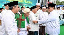 Presiden Prabowo dalam acara Mujahadah Kubro Satu Abad Nahdlatul Ulama (NU) di Stadion Gajayana, Kota Malang, Minggu (8/2/2026).