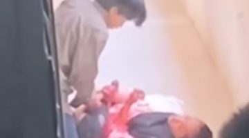 Potongan video viral Penyerangan Mahasiswa UIN Suka Pekanbaru oleh rekannya.