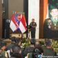 Kepala Staf Angkatan Darat Jenderal TNI Maruli Simanjuntak memberikan arahan penting bagi perwira militer baru.