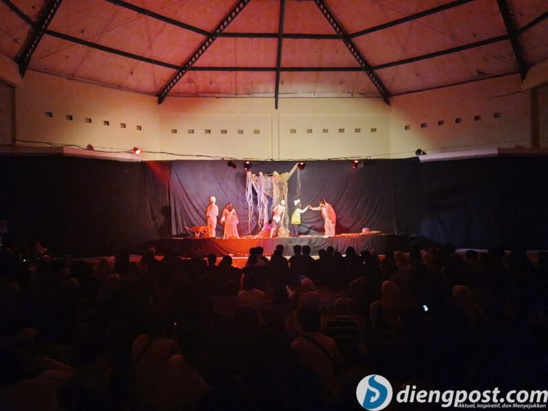 gelaran Kado Budaya 18 yang diselenggarakan PMII Wonosobo bersama Teater Banyu di Aula Al A'la Universitas Sains Al-Qur'an (UNSIQ) Wonosobo, Jumat-Sabtu (19-20/6/2026).