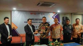 Tasyakuran dan pemotongan tumpeng oleh Wabup Wonosobo, Amir Husein dalam rangka HPN 2026.