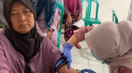 Pemerintah Desa (Pemdes) Talunombo menggelar pemeriksaan kesehatan gratis fokus hipertensi dan diabetes.