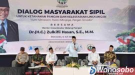 Acara Dialog Masyarakat Sipil untuk Ketahanan Pangan dan Kelestarian Lingkungan di Gedung Sasana Adipura Kencana, Kabupaten Wonosobo, pada Minggu (12/7/2026).