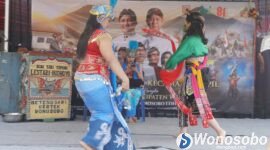 Pentas seni dalam rangka HUT ke 201 Kabupaten Wonosobo di Kecamatan Kepil.