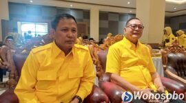 Wakil Ketua DPD Golkar Jateng, Anton Lami Suhadi (kanan) bersama Ketua DPD II Golkar Wonosobo, Imam Teguh.