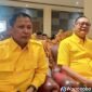 Wakil Ketua DPD Golkar Jateng, Anton Lami Suhadi (kanan) bersama Ketua DPD II Golkar Wonosobo, Imam Teguh.