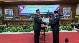 Rudi Hartono dari Fraksi Partai Kebangkitan Bangsa (PKB) resmi dilantik sebagai Wakil Ketua DPRD Purworejo masa jabatan 2024–2029 dalam rapat paripurna yang digelar di Gedung DPRD, Rabu (11/2/2026).