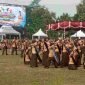 Penampilan Tari Cing Po Ling Purworejo menjadi pusat perhatian utama saat upacara pembukaan berlangsung.