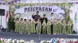 RA Banatul Masyithoh Lepas 112 Peserta Didik, Tampilkan Hasil Pembelajaran dan Penguatan Karakter