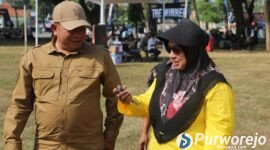 Bupati Purworejo Yuli Hastuti saat membuka acara secara resmi kicau mania.