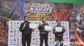 Atlet Karate Purworejo sukses naik podium di Kudus jelang Porprov Jateng 2026.