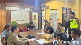 Upaya mediasi insiden dugaan perampasan kendaraan Magelang terjadi di halaman parkir Alfamidi Pakelsari, Desa Bulurejo, Kecamatan Mertoyudan, Kamis (2/7/2026) siang. 