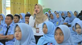 Dinas Komunikasi dan Informatika (Dinkominfo) Banjarnegara menggelar program Dinkominfo Goes to School di SMK Negeri 1 Bawang, Rabu (21/1/2026).