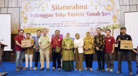 Bupati Kebumen Lilis Nuryani hadir langsung pada acara silaturahmi Einstein grup.