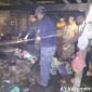 Pihak kepolisian saat melakukan olah TKP kebakaran di wilayah Puring, Kebumen.
